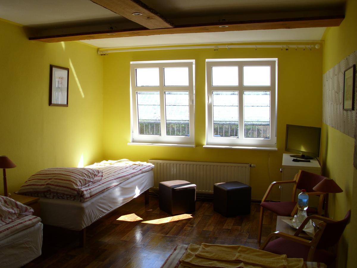Pokoje Goscinne Irene Poznań Exterior foto